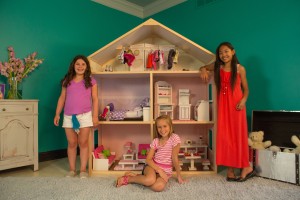 dollhouse under 200