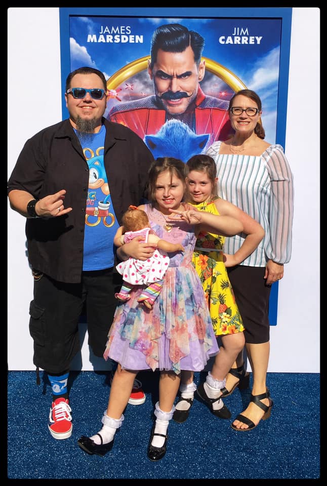 James Marsden and family attend the 'Sonic the Hedgehog 2' Family Day  News Photo - Getty Images