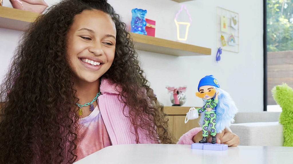 Flashy Fashion Comes in All Sizes with Barbie Extra Mini Dolls