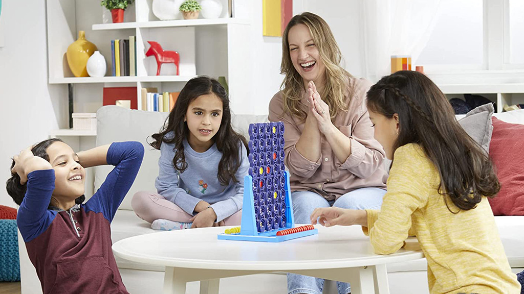 Time Game: Spin a time, connect 4!