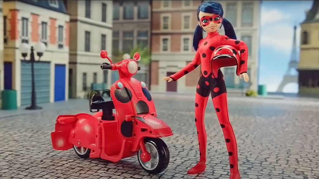 Miraculous Ladybug Switch and Go Scooter with Doll