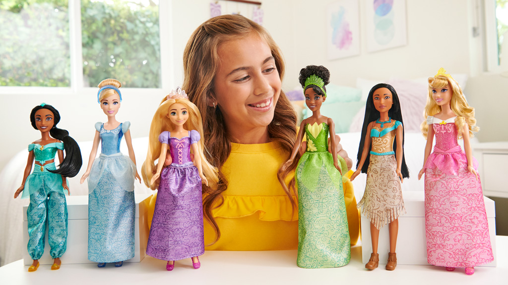 Mattel Has A Magically Massive New Doll Line Of Disney Princesses And   DisneyMattel PrincessesDollsLifestyleFeatured 