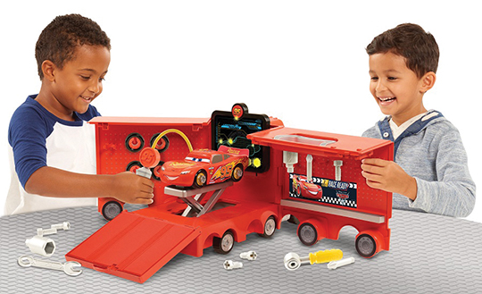 Cars 3 mack's store mobile tool center