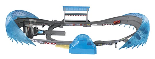 Disney cars best sale speedway track