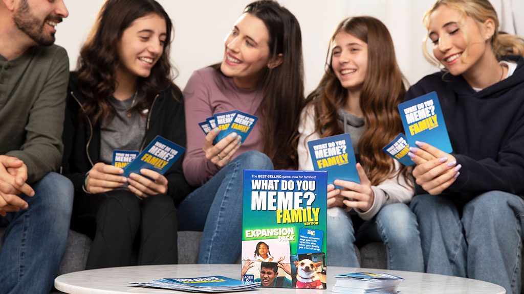  WHAT DO YOU MEME? Family Edition - The Best in Family Card  Games for Kids and Adults : Toys & Games