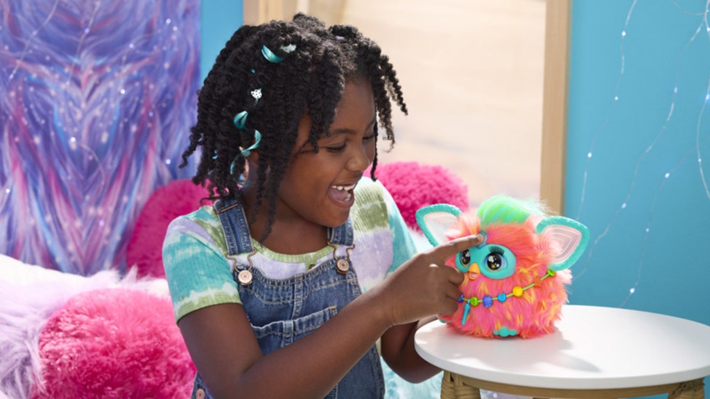 Hasbro's Iconic Furby Makes the Comeback of the Year for the Toy's 25th  Anniversary - The Toy Insider