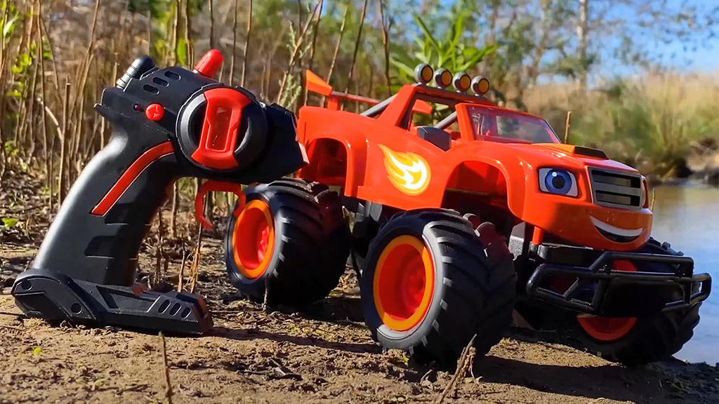 Turn the Neighborhood into Axle City with This R/C Blaze Monster Truck -  The Toy Insider
