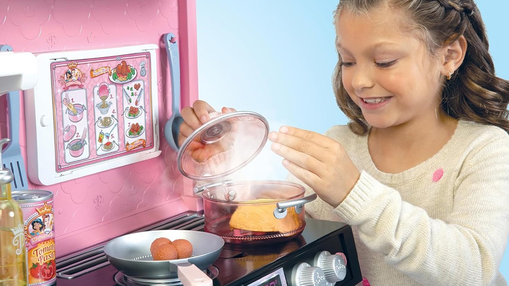 Disney Princess Magical Play Kitchen 