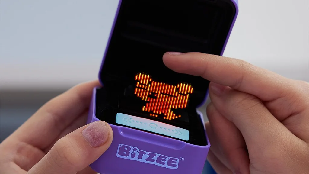  Bitzee, Interactive Toy Digital Pet with 15 Animals