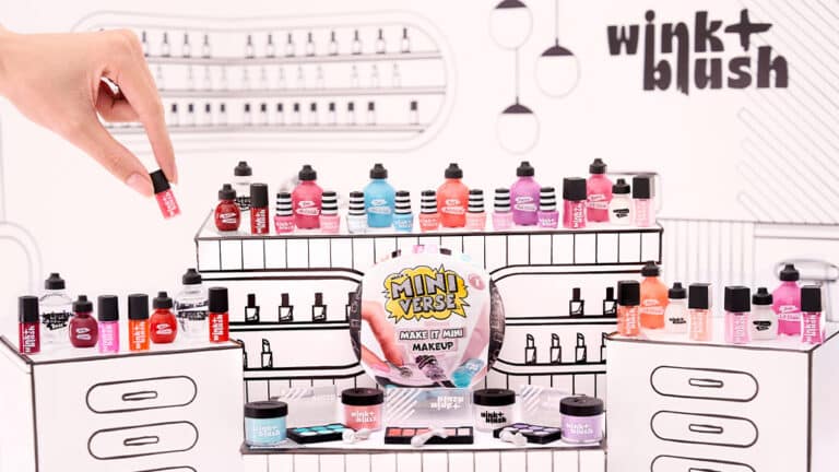 Mini Verse Make It Mini Makeup MGA’s Miniverse Make It Mini Makeup Really Works | The Toy Insider