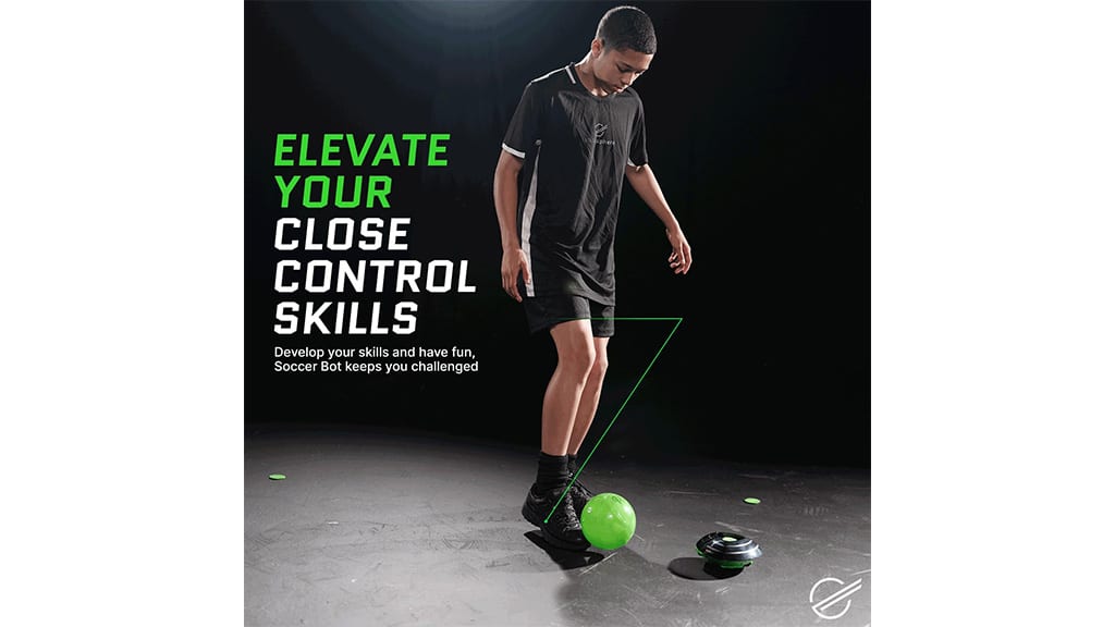 Kids can practice their dribbling skills as they compete against the bot. | Source: Golden Bear Toys