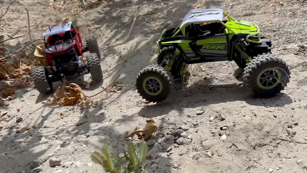 Kids can race up to 16 vehicles simultaneously.