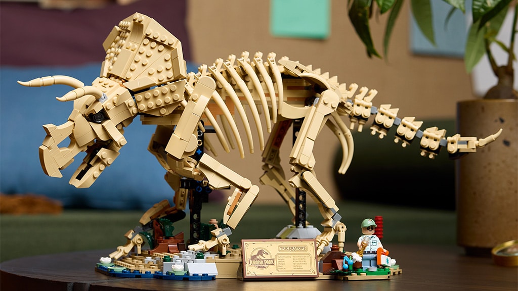 These New LEGO ‘Jurassic World’ Sets Are Dino-Mite