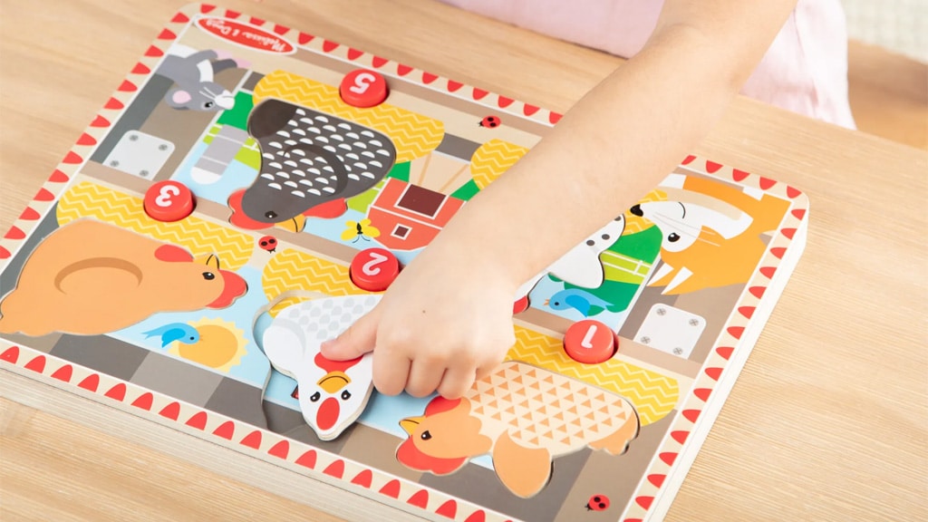 Expert Review: Melissa & Doug’s Happy Hens Push to Pop Puzzle