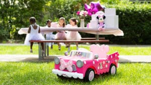 Minnie Mouse Roadster | Source: Dynacraft